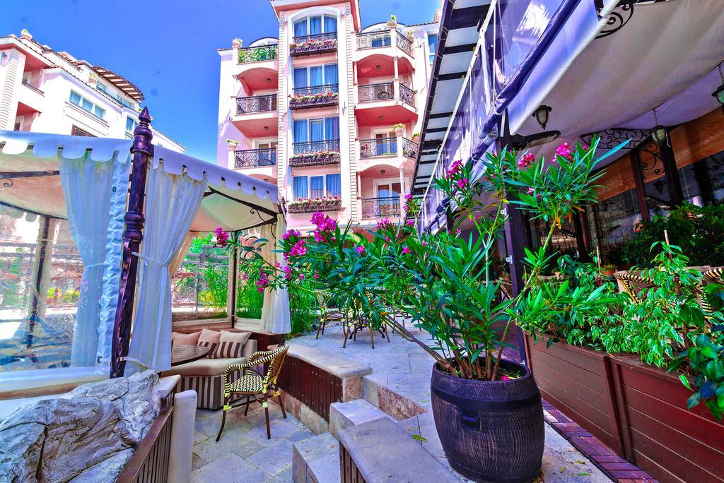 Romance Marine Aparthotel Сонячний Берег Екстер'єр фото